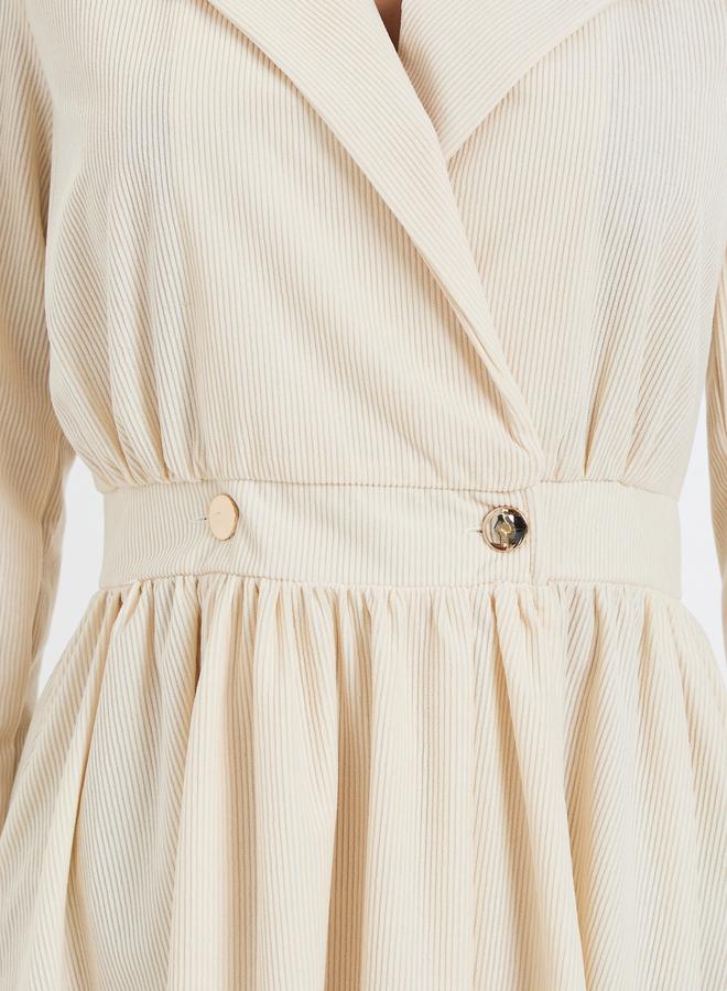 ستايلي فستان بليزر ميدي بأكمام طويلة وياقة كريمية - Image 4